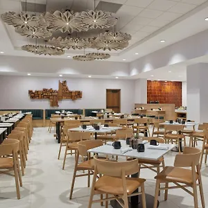 Отель Sheraton Downtown Денвер