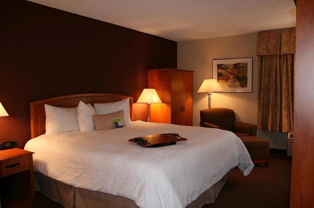 Hotel Holiday Inn Express - Newark Airport - Elizabeth By Ihg