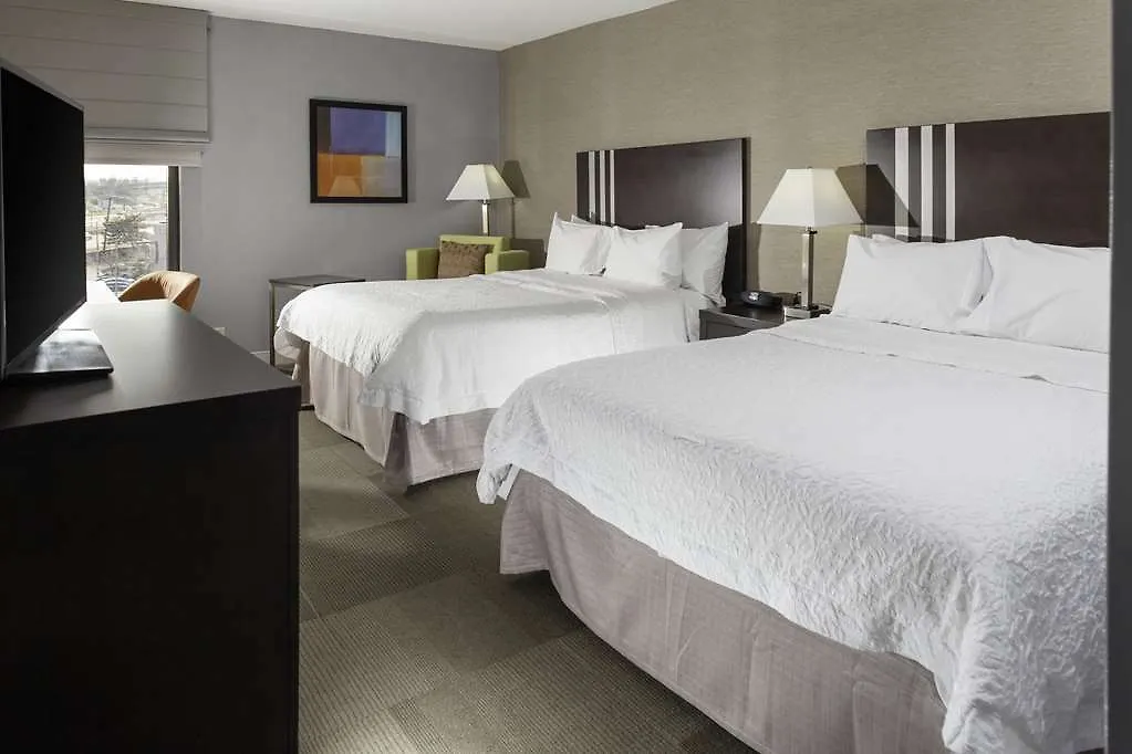 Holiday Inn Express - Newark Airport - Elizabeth By Ihg Hotel
