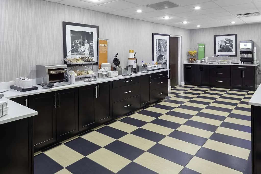 Holiday Inn Express - Newark Airport - Elizabeth By Ihg United States