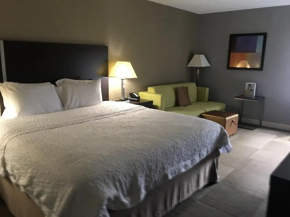 Holiday Inn Express - Newark Airport - Elizabeth, An Ihg Hotel