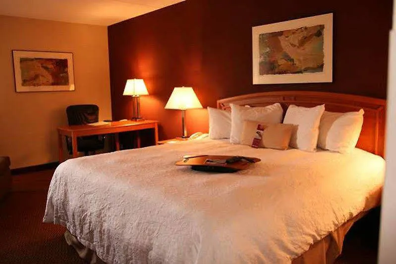 Holiday Inn Express - Newark Airport - Elizabeth, An Ihg Hotel